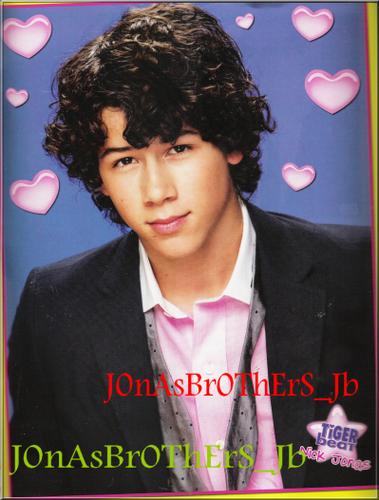 BIOGRAFIA DE NICHOLAS JONAS Es el.. M�sica - JONAS BROTHERS PERU
